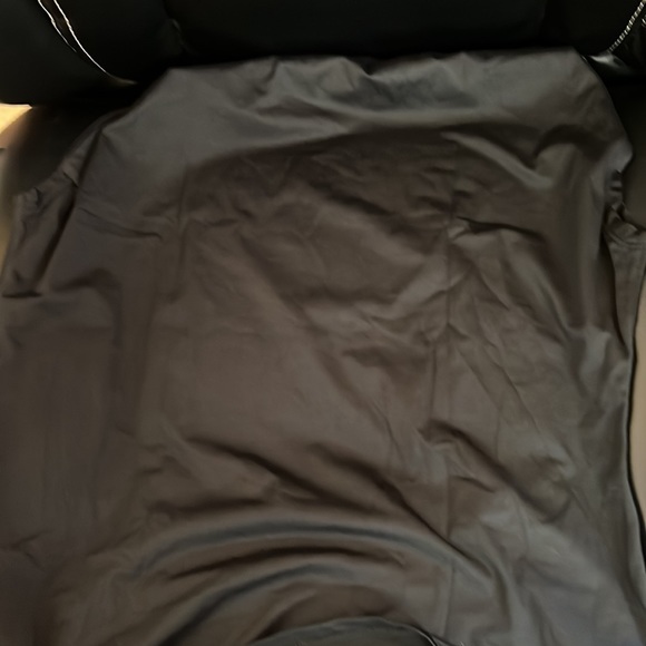 New Pakalaha Studios Top - Picture 6 of 7